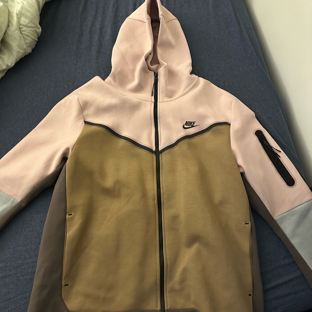 Nike Pink and Tan Hoodie
